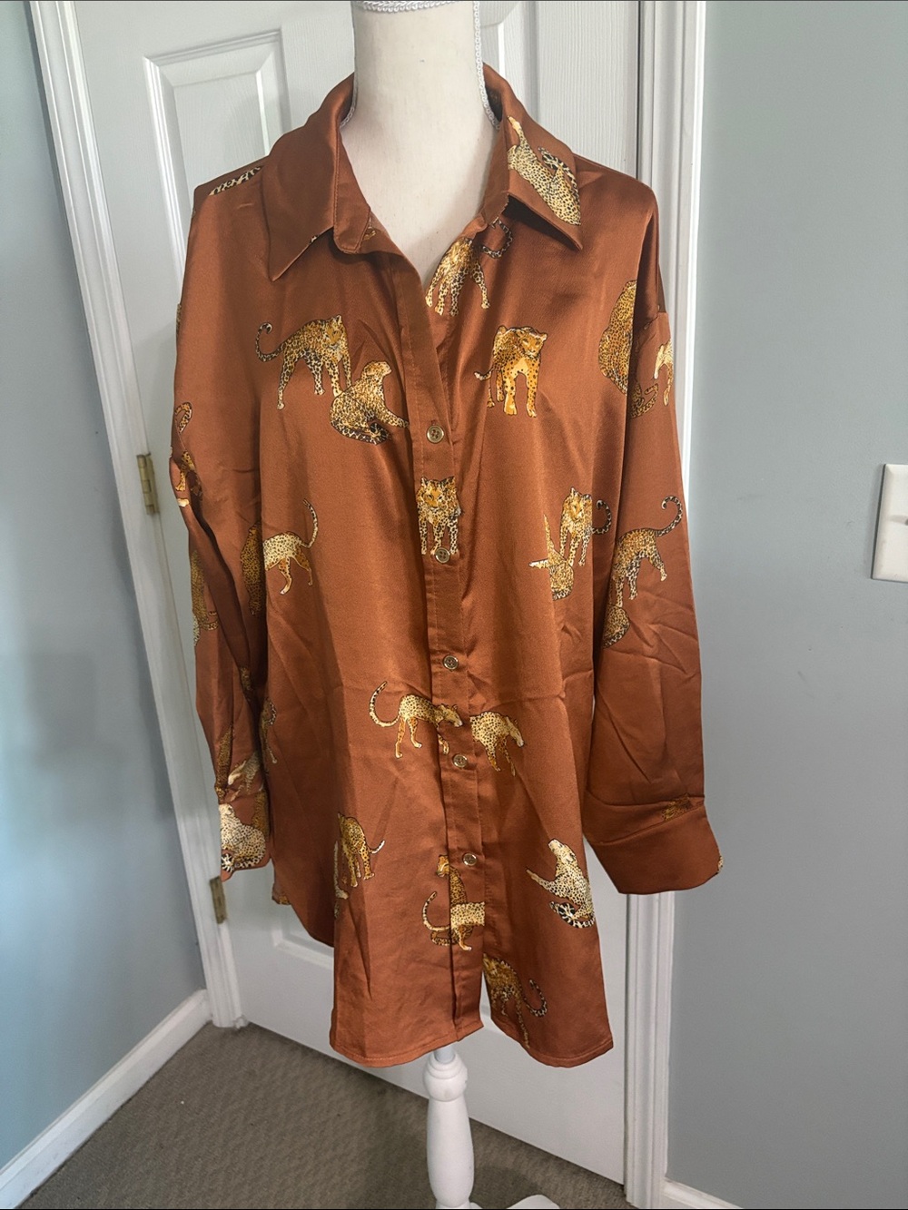 entro Rust Brown Leopard-Print Button Down Shirt